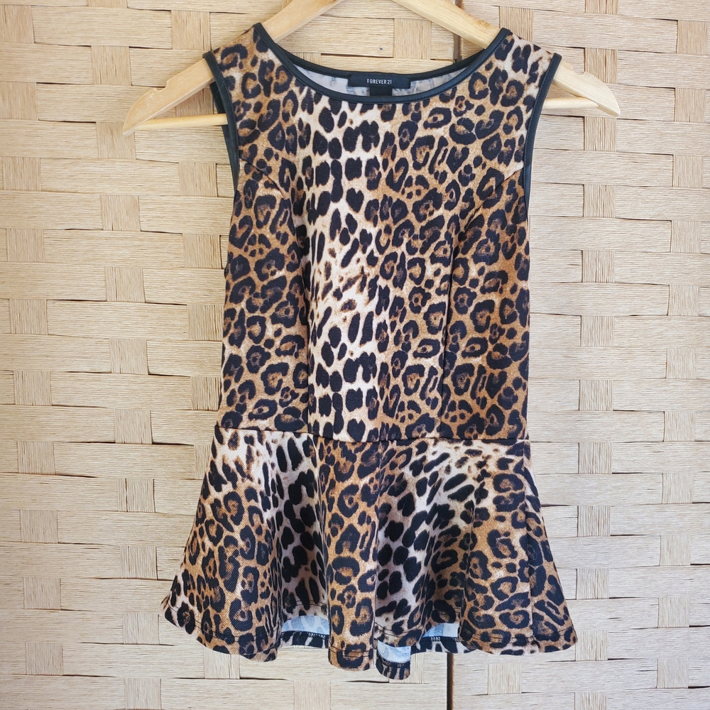Forever 21 Sleeveless Blouse Size Small Faux Leather Trim - Picture 1 of 5